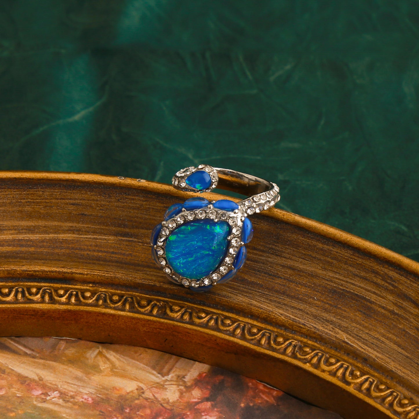 VIntage Blue Platinum Resin Necklace Earrings Ring Jewelry Three-Piece Set