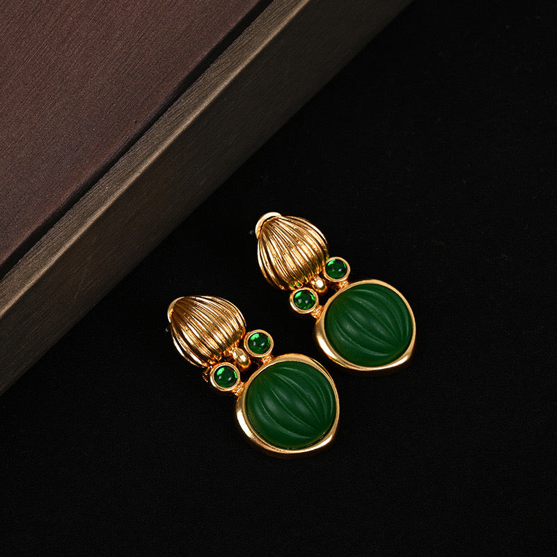 Emerald green crystal glass vintage necklace & earrings set