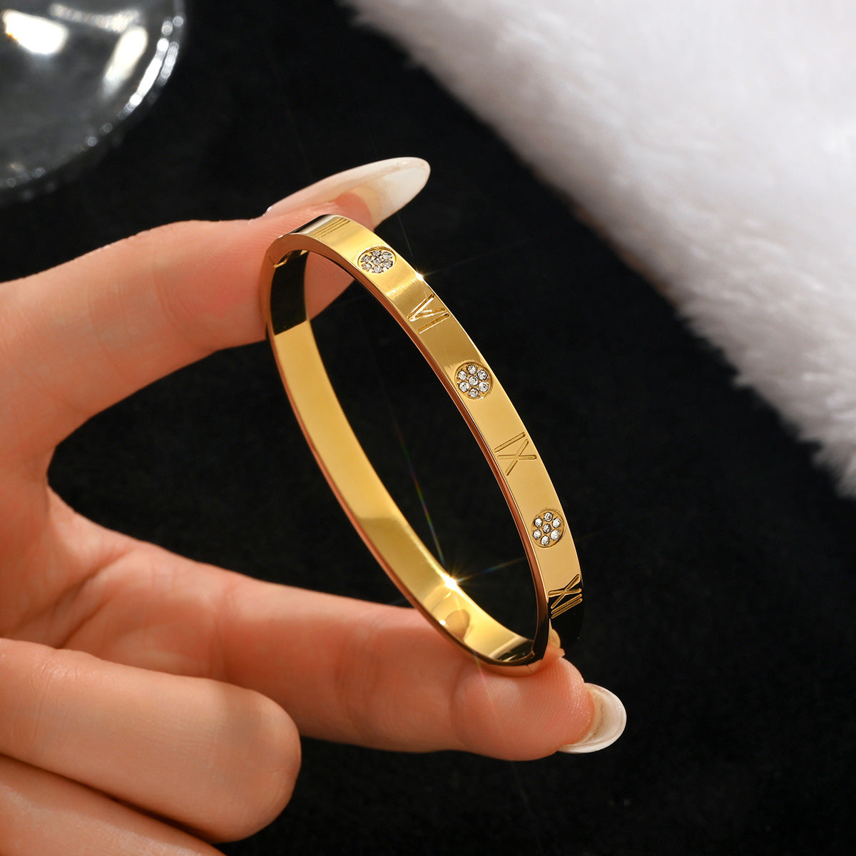 Stainless steel with Zircon or rinestone design bling bangles,18k gold plated color-resistant bangles