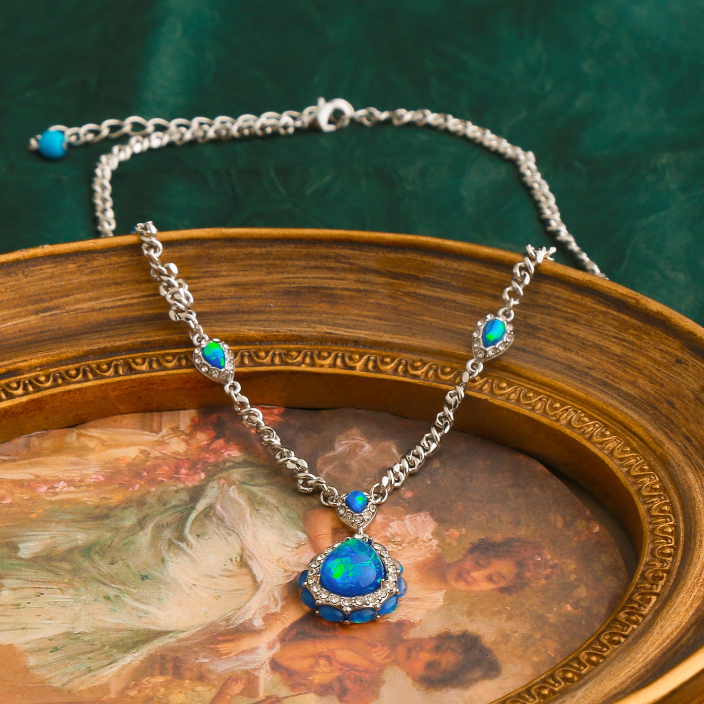 VIntage Blue Platinum Resin Necklace  Earrings  Ring Jewelry Three-Piece Set