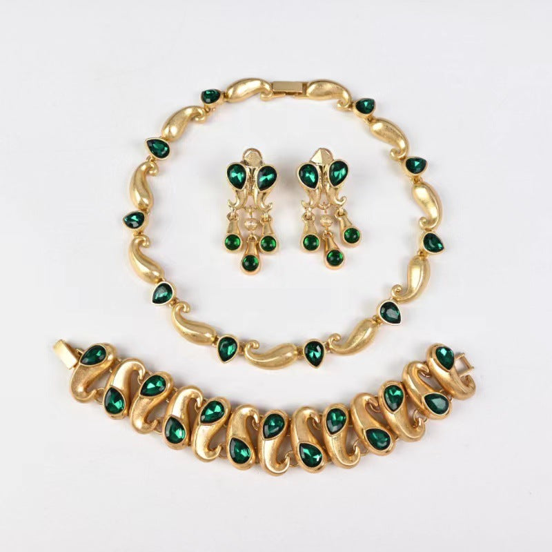 Vintage jewelry retro palace-style electroplated glass gemstone stud earrings, necklace, and bracelet Virgin's Tears set