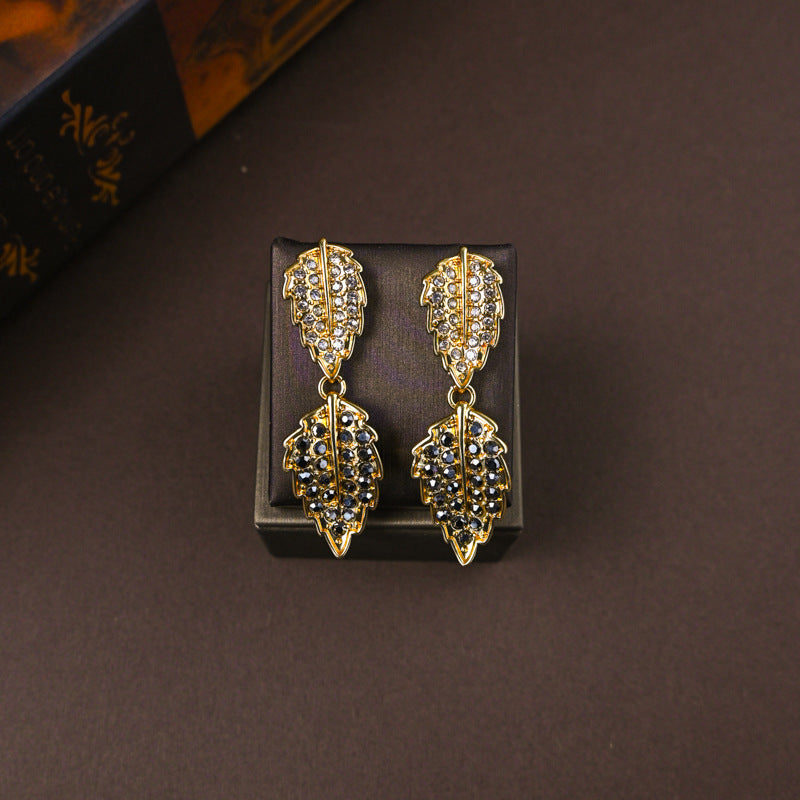 Vintage High-end Niche White and Gray Rhinestone Leaf Earrings, Bracelet, and Necklace Set for Women