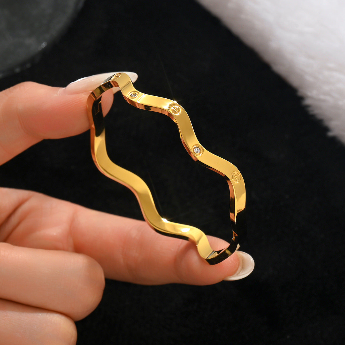 Stainless steel with Zircon or rinestone design bling bangles,18k gold plated color-resistant bangles