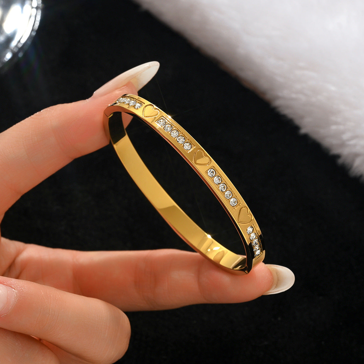 Stainless steel with Zircon or rinestone design bling bangles,18k gold plated color-resistant bangles