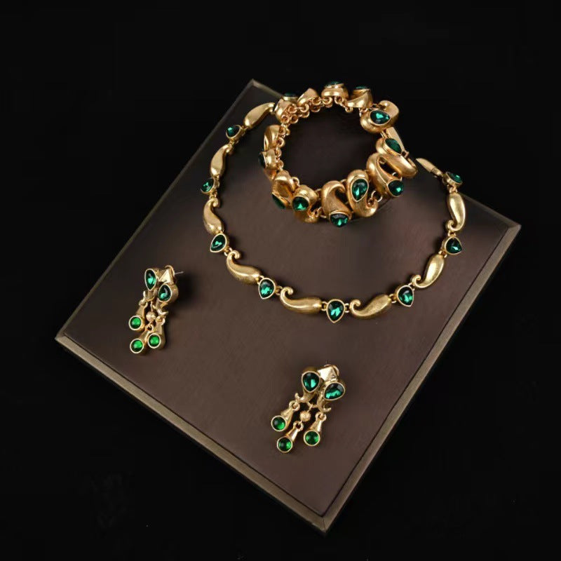 Vintage jewelry retro palace-style electroplated glass gemstone stud earrings, necklace, and bracelet Virgin's Tears set