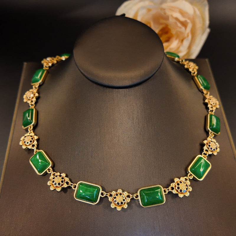 Vintage Green Natural Stone Diamond-Studded Sunflower Earrings, Bracelet, and Necklace Set